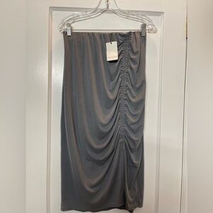 GREEN ENVELOPE LOS ANGELES  SKIRT , Size M , NWT